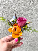 Load image into Gallery viewer, Preorder Homecoming Boutonnières