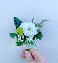 Load image into Gallery viewer, Preorder Homecoming Boutonnières