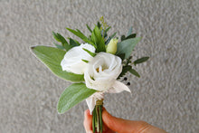 Load image into Gallery viewer, 10/18 Homecoming PreOrder: Boutonnière
