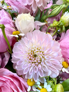The Deluxe Garden Bouquet, Mixed Floral Bouquet
