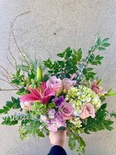 Load image into Gallery viewer, The Deluxe Garden Bouquet, Mixed Floral Bouquet
