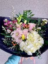 Load image into Gallery viewer, The Medium Garden Bouquet, Mixed Floral Bouquet
