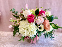 Load image into Gallery viewer, The Deluxe, Floral Arrangement
