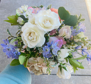 The Best Mom Ever Flowers & Candle Combo, Mother’s Day Pre-Order