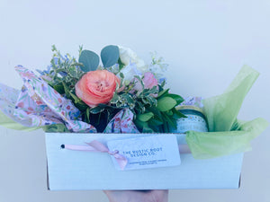The Best Mom Ever Flowers & Candle Combo, Mother’s Day Pre-Order
