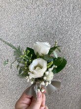 Load image into Gallery viewer, 10/18 Homecoming PreOrder: Boutonnière
