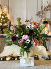 Load image into Gallery viewer, The Foyer Arrangement, Fresh Floral
