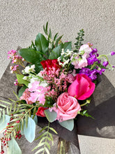 Load image into Gallery viewer, Send Me Flowers! A Bouquet Subscription…Three Months, Three Bouquets!
